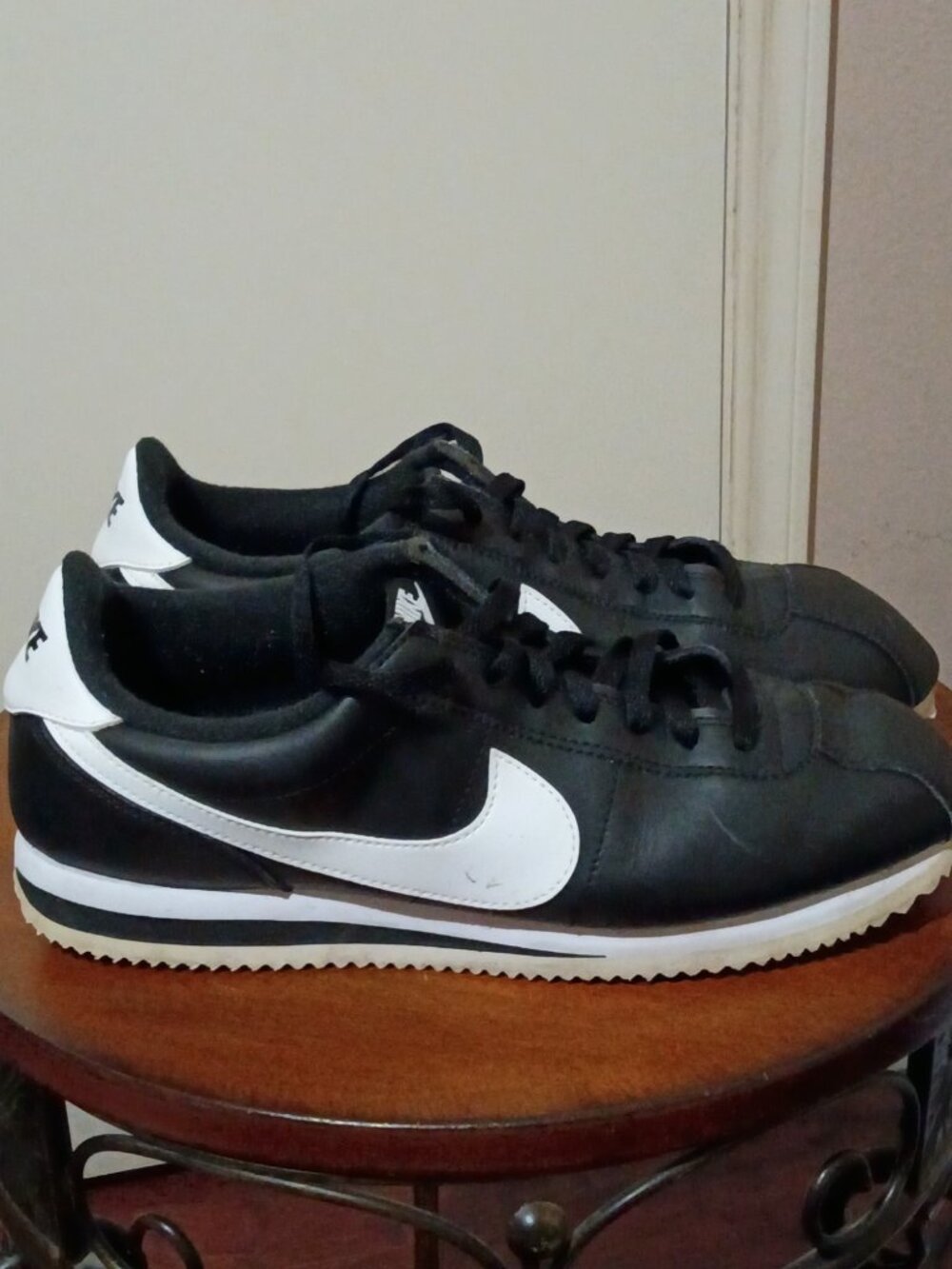 Nike Shoes Size 10.5 Mens Lace Up White Black White Cortez 72 Leather 819719-012